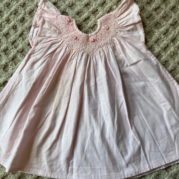 Isabel Garreton Smocked Bishop Pink Embroidered 100% cotton Dress 9 months - Picture 5 of 7